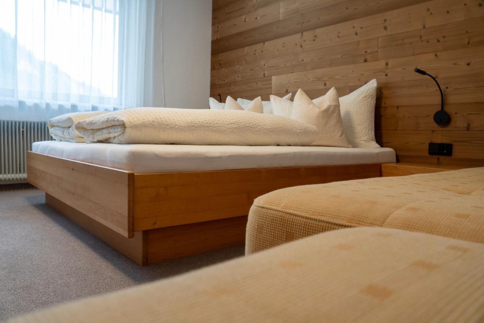 Berghaus Schafer Hotel Faschina Buitenkant foto